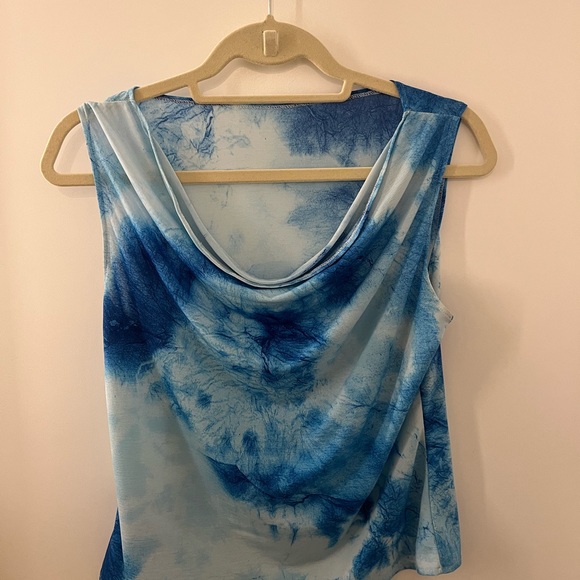 Vintage cloud top - Picture 2 of 2
